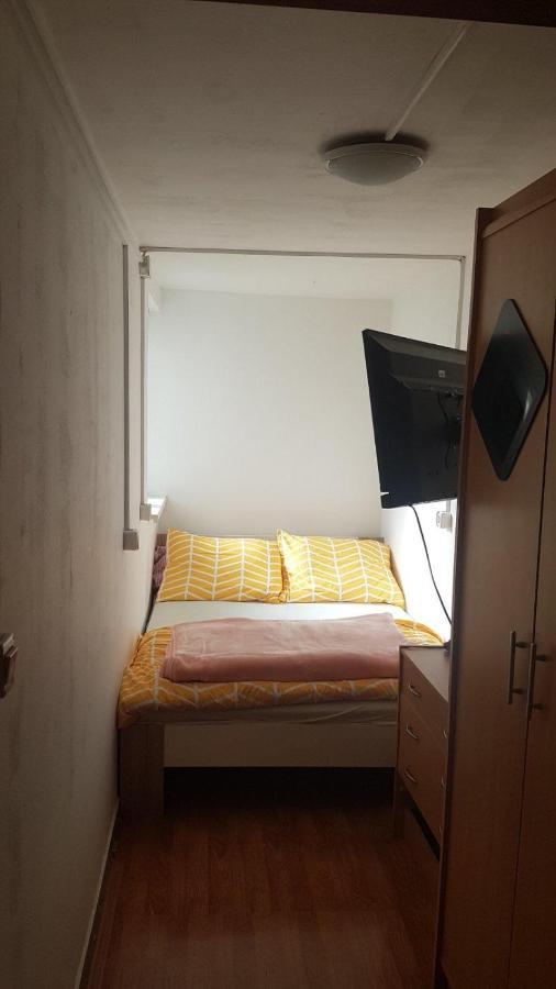 Apartment Tim เซนญ์ ภายนอก รูปภาพ