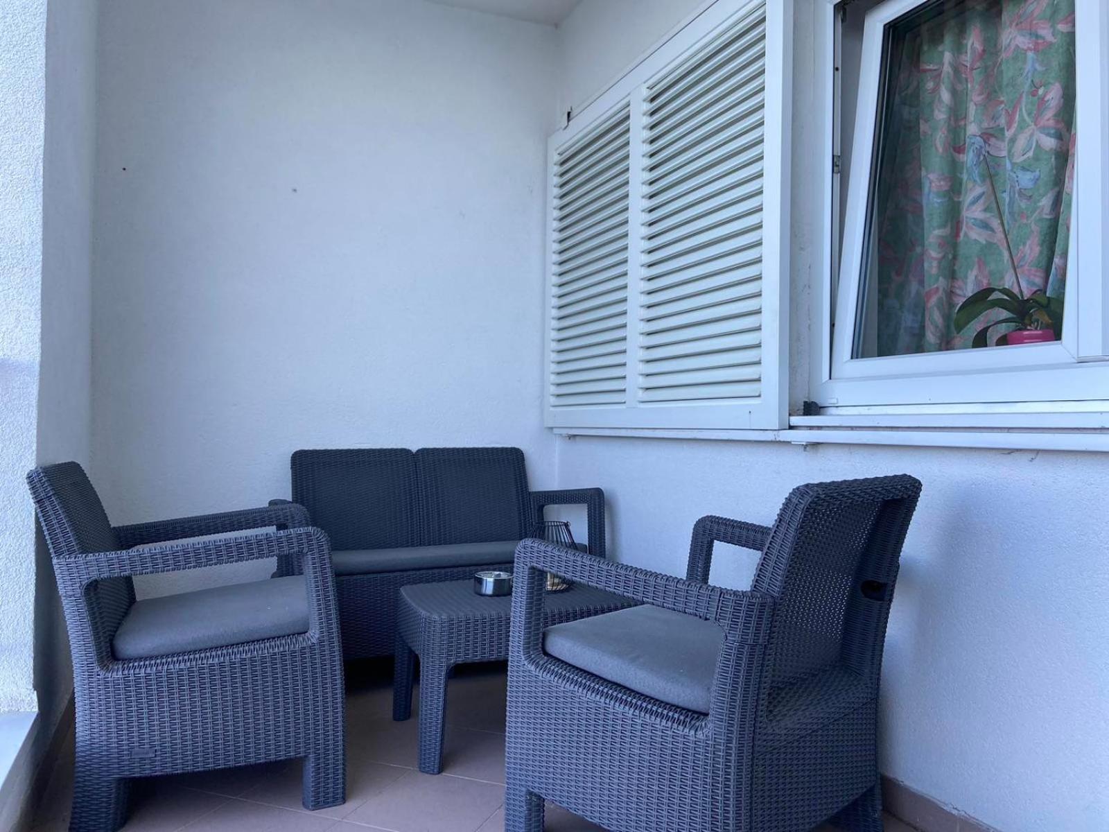 Apartment Tim เซนญ์ ภายนอก รูปภาพ
